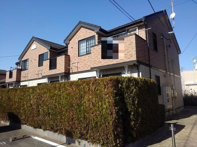 ラシーヌⅢ四番館の外観