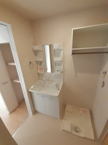 アルコバレーノ　ルーチェの洗面所