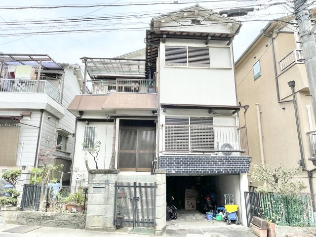 八幡市八幡長谷　中古一戸建て
