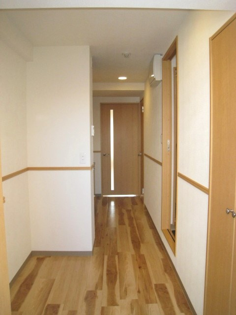 シャルマン（柳島町）の居間・リビング