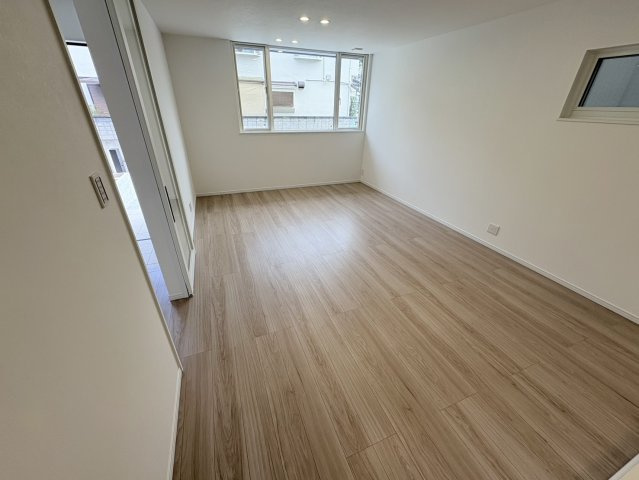 神戸市西区池上1丁目　新築戸建の洋室