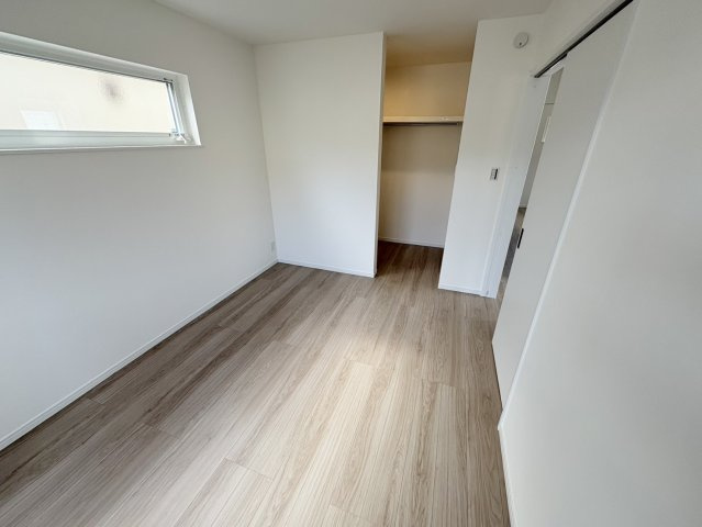 神戸市西区池上1丁目　新築戸建の洋室