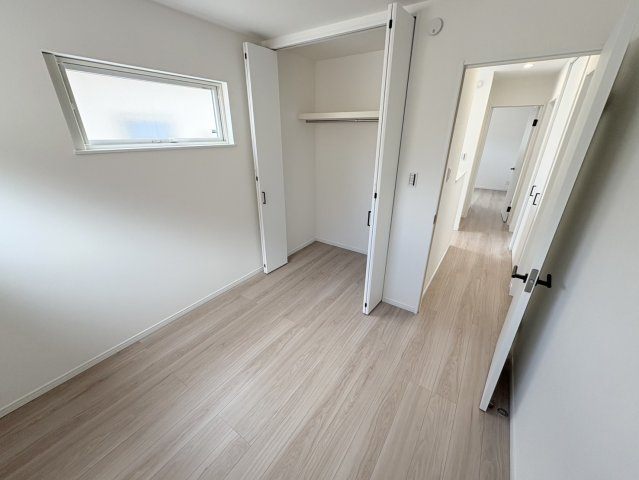 神戸市西区池上1丁目　新築戸建の洋室