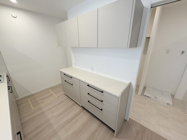 神戸市西区池上1丁目　新築戸建の独立洗面台