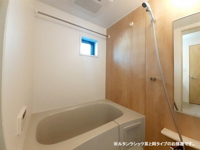 カーサ　ラ　ルーチェ　Ⅱの浴室