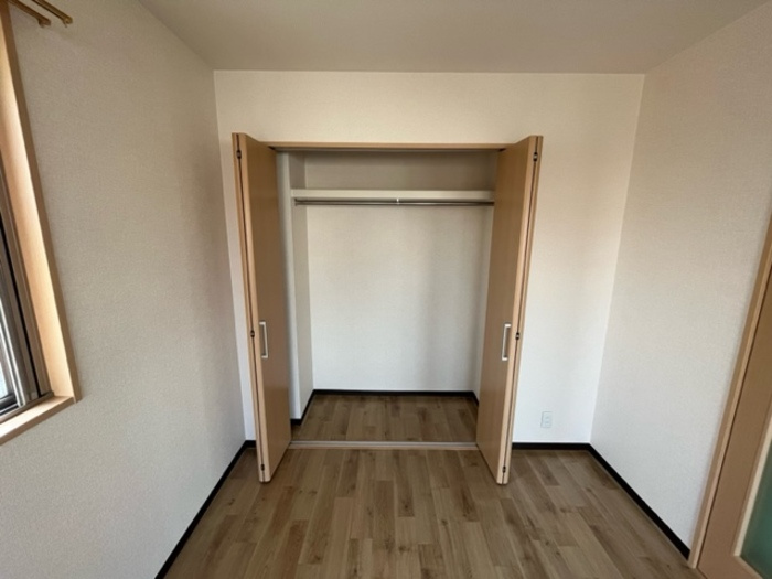 サンセール･アヤの収納|サンセール･アヤ　クローゼット