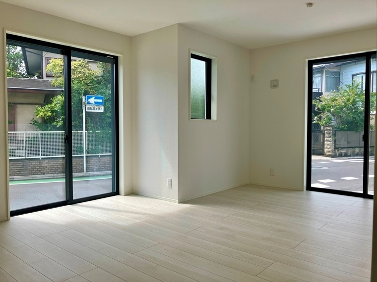 元福岡戸建の居間・リビング