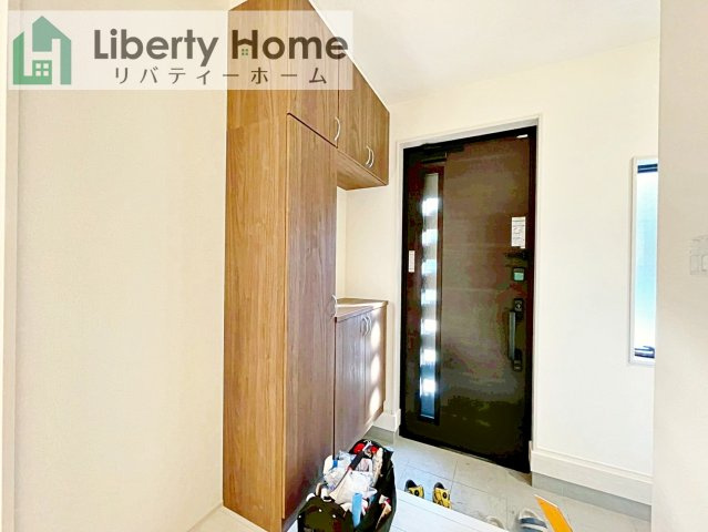 城里町石塚15期　新築戸建　2号棟の玄関