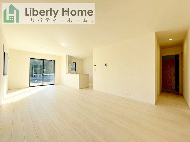 城里町石塚15期　新築戸建　2号棟の居間・リビング