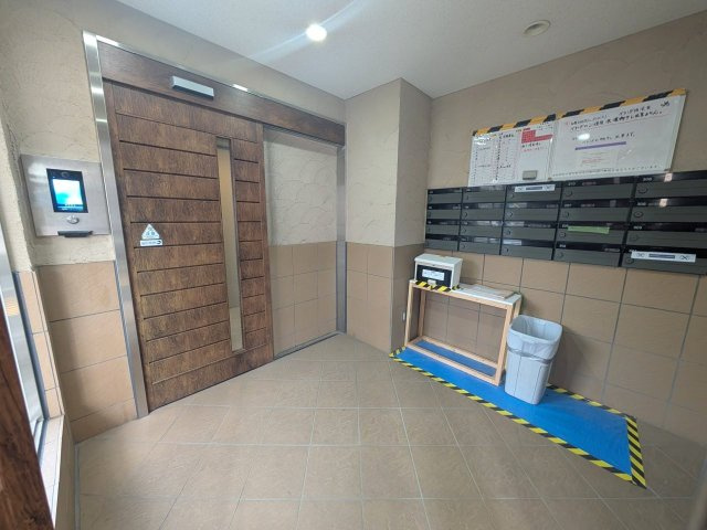 メゾン・アンソレイユのエントランス