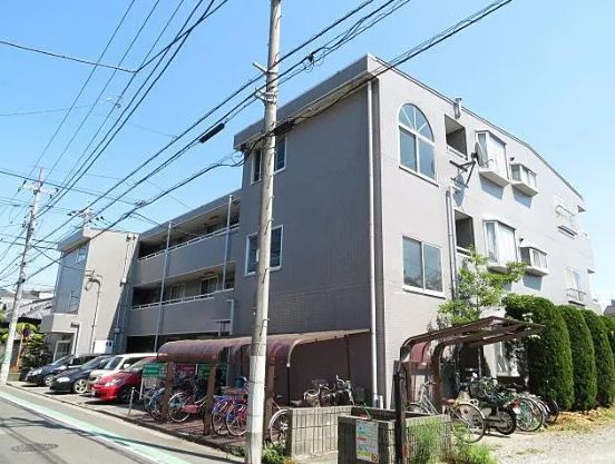 葛飾区西亀有３丁目の賃貸マンションの外観