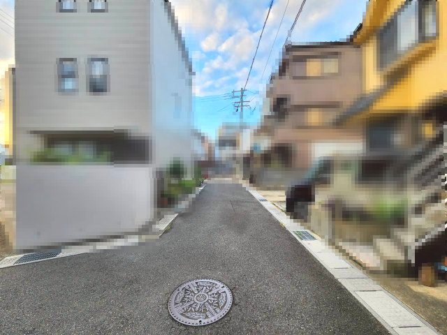 長岡京市神足北川原の前面道路含む現地写真|JR「長岡京」駅徒歩約9分・阪急「長岡天神」駅徒歩約15分の便利な2WAYアクセス！