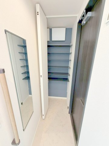 マグノリアＹの玄関