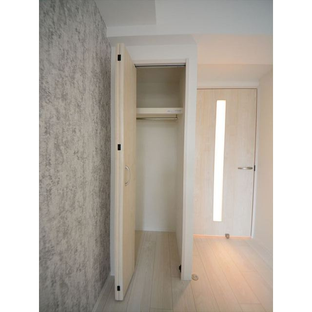 CREST TAPP 神戸湊町 NOIRの収納