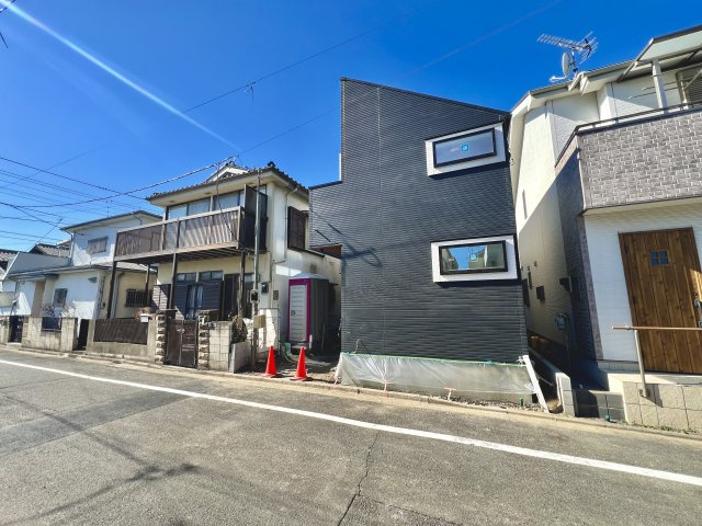 【前面道路含む現地写真】 | 板橋区高島平5丁目　新築戸建　5490万円 | ◇低層住宅地につき陽当たり風通りが良好です◇