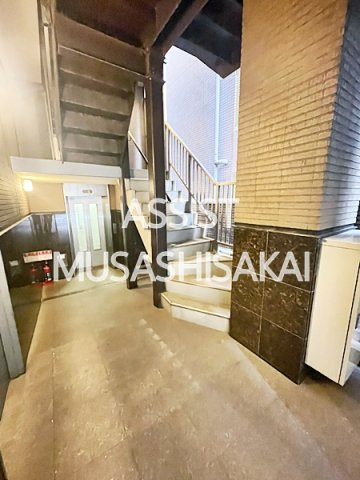 高木ビルのロビー