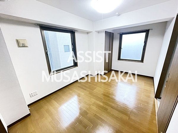 高木ビルの居間・リビング