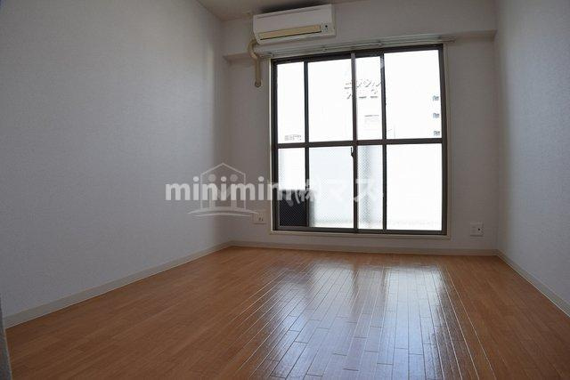 リレイション大国の内装