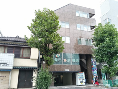 【外観】 | クボタビル | 外観は落ち着いています