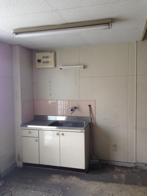 久々知西町二丁目貸工場の内装