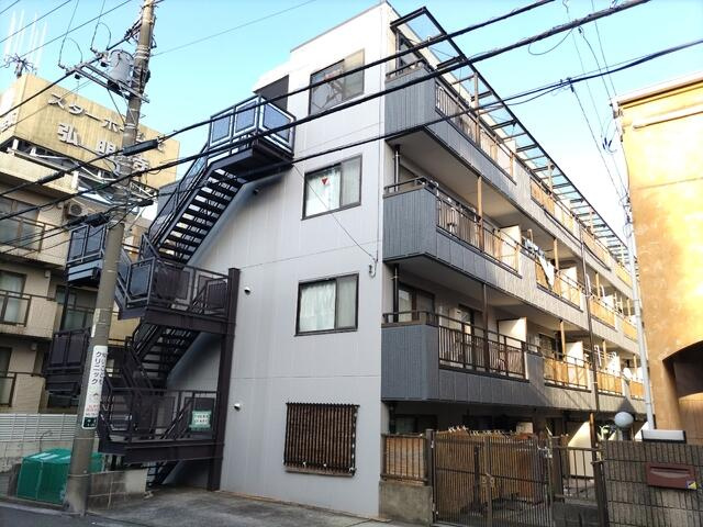 横浜市南区中里1丁目のマンションの画像