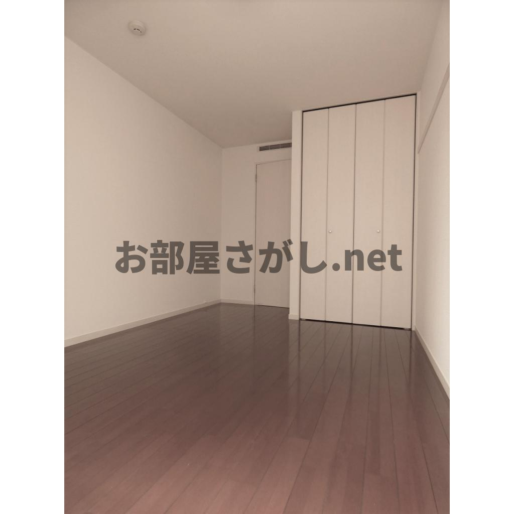 リバーヴィレッジの居間・リビング|洋室