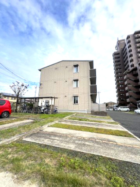 メゾン・シュシュの駐車場|駐車場があります