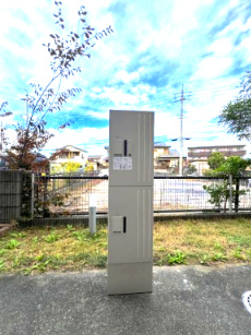 メゾン・シュシュのその他共用部分|宅配ボックスです