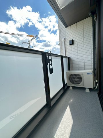 クラシスト千里丘上のバルコニー