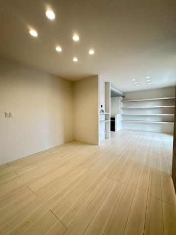 クラシスト千里丘上の洋室