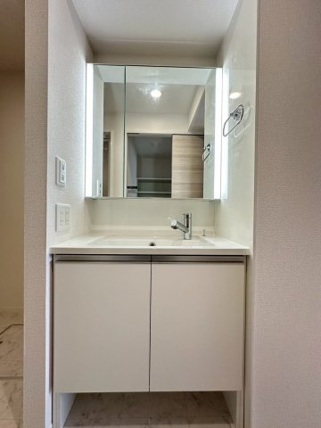 クラシスト千里丘上の洗面所