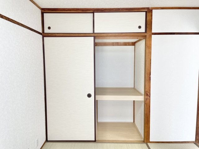 香里三井第四次住宅A30号棟の収納|こまごまとしたものを収納できそうですね