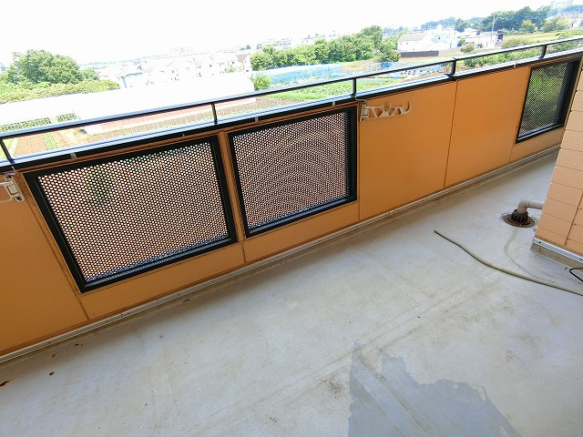 クレール清水のバルコニー