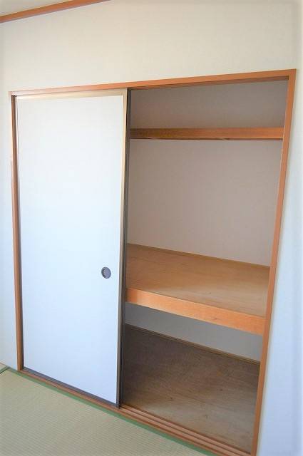 クレール清水の収納