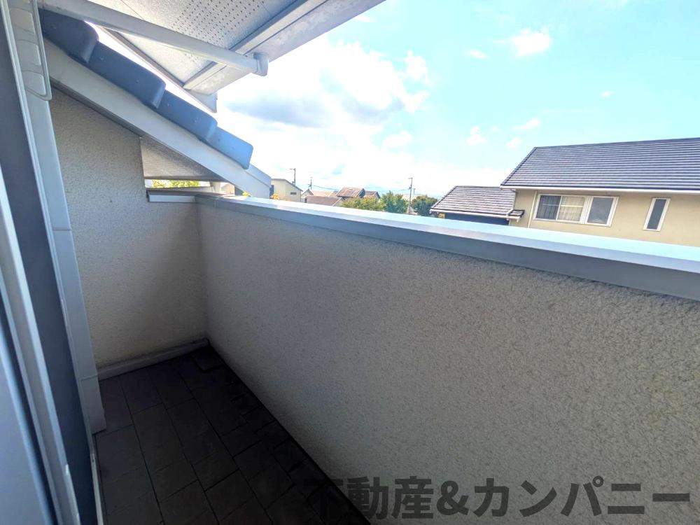 南白水の広々メーターモジュール築15年のおうち！！のバルコニー|開放的で明るい空間を演出してくれるバルコニーです