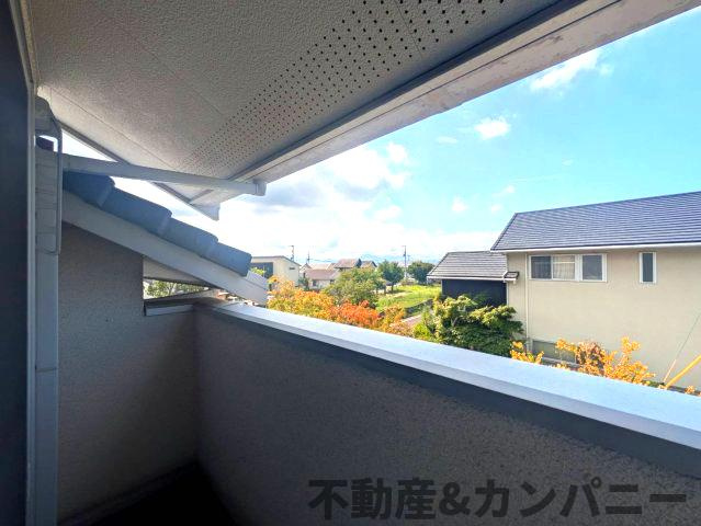 南白水の広々メーターモジュール築15年のおうち！！のバルコニー|横長タイプ♪お布団干しやすいですね♪