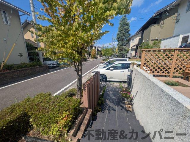 南白水の広々メーターモジュール築15年のおうち！！のエントランス