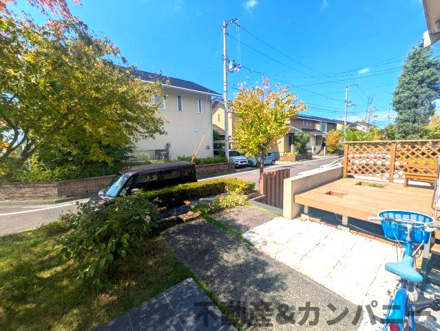 南白水の広々メーターモジュール築15年のおうち！！の庭|お庭でゆったりと過ごせます