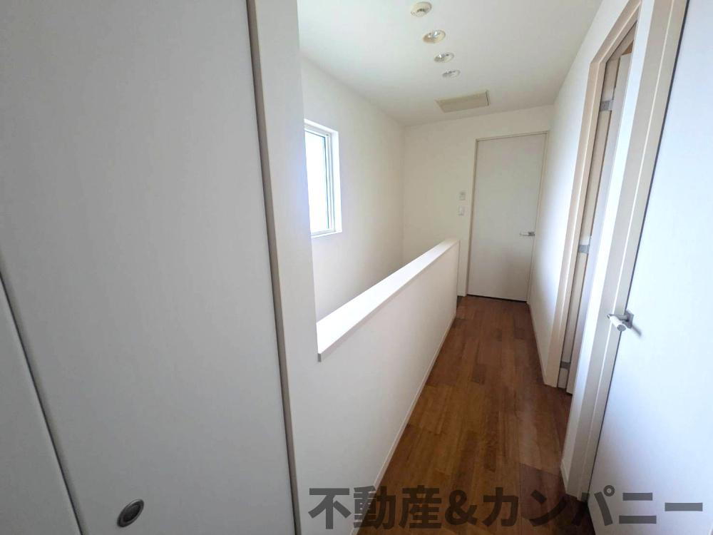 南白水の広々メーターモジュール築15年のおうち！！の内装|天井高い！電気つけなくても明るいです