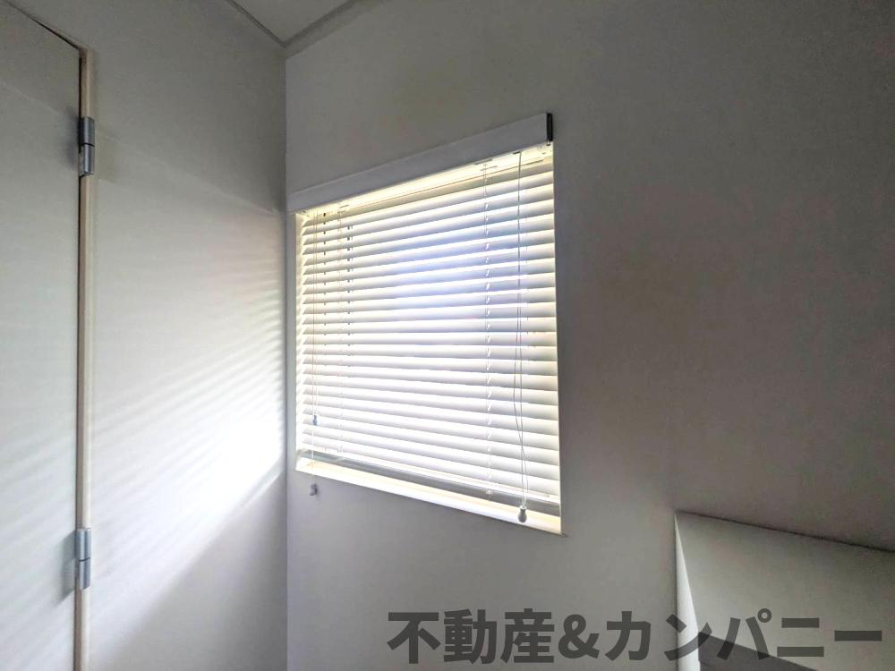 南白水の広々メーターモジュール築15年のおうち！！のその他|ひとつひとつの窓が大きいおうちですが、隙間風や強すぎる日差しを感じることはありません