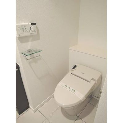 ベルファース水天宮前の内装|明るい室内です