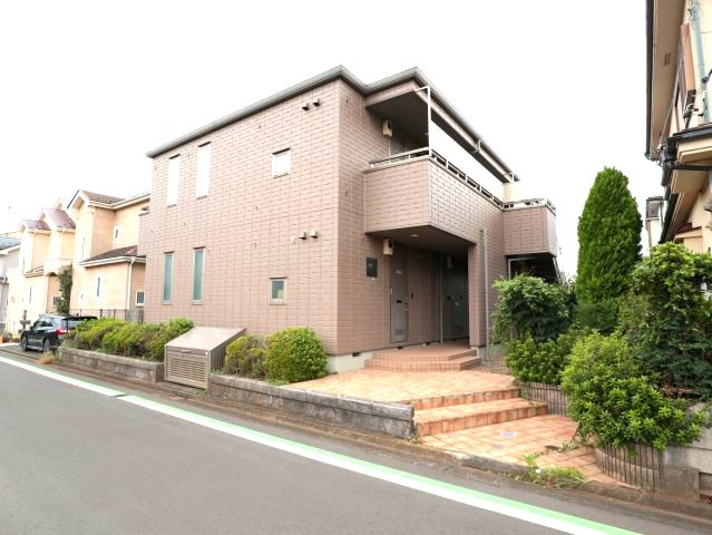 メゾンルミエール