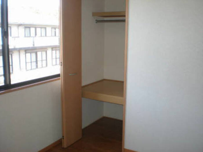 ルポ・ロジェマンC棟の収納|収納スペース豊富です☆
