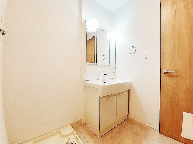 サンライズ桜町Ｂの洗面所