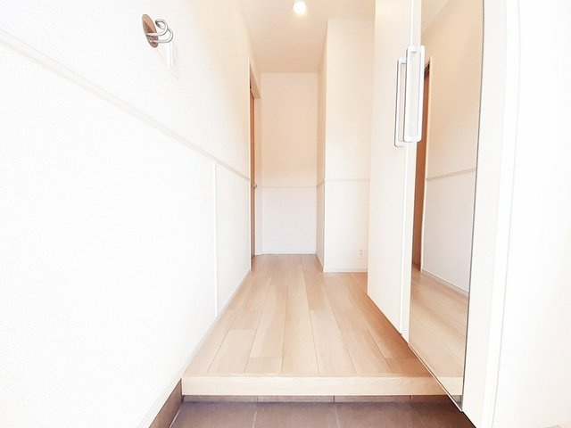 サンライズ桜町Ｂの玄関