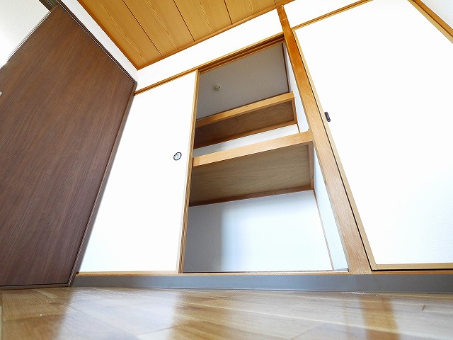 タワーア・ラ・モードの収納