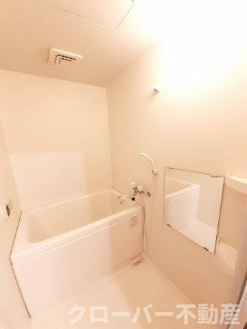 コートヤード　Ｂの浴室