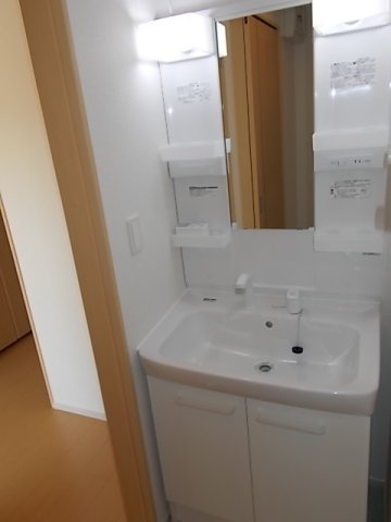 ベル・ブローテⅢの洗面所