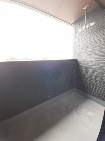 隼のバルコニー