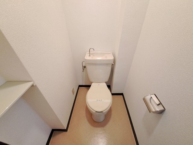 ハイツ南甲子園のトイレ